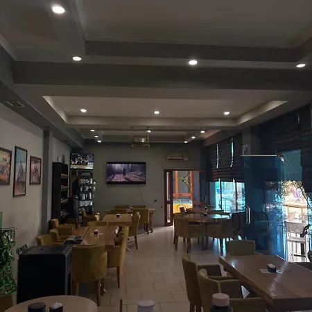Bar Restaurant Riviera * Shëngjin